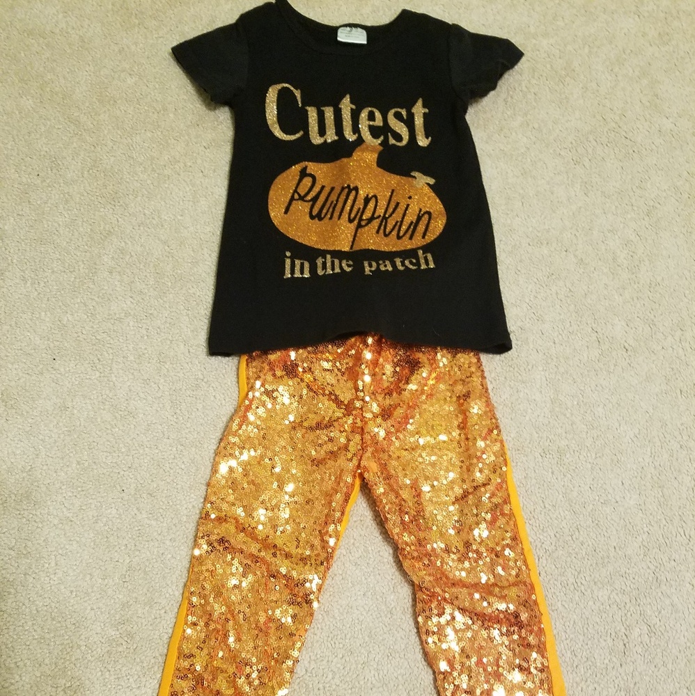 💔💔SOLD💔💔Glitter and sequin Halloween outfit
